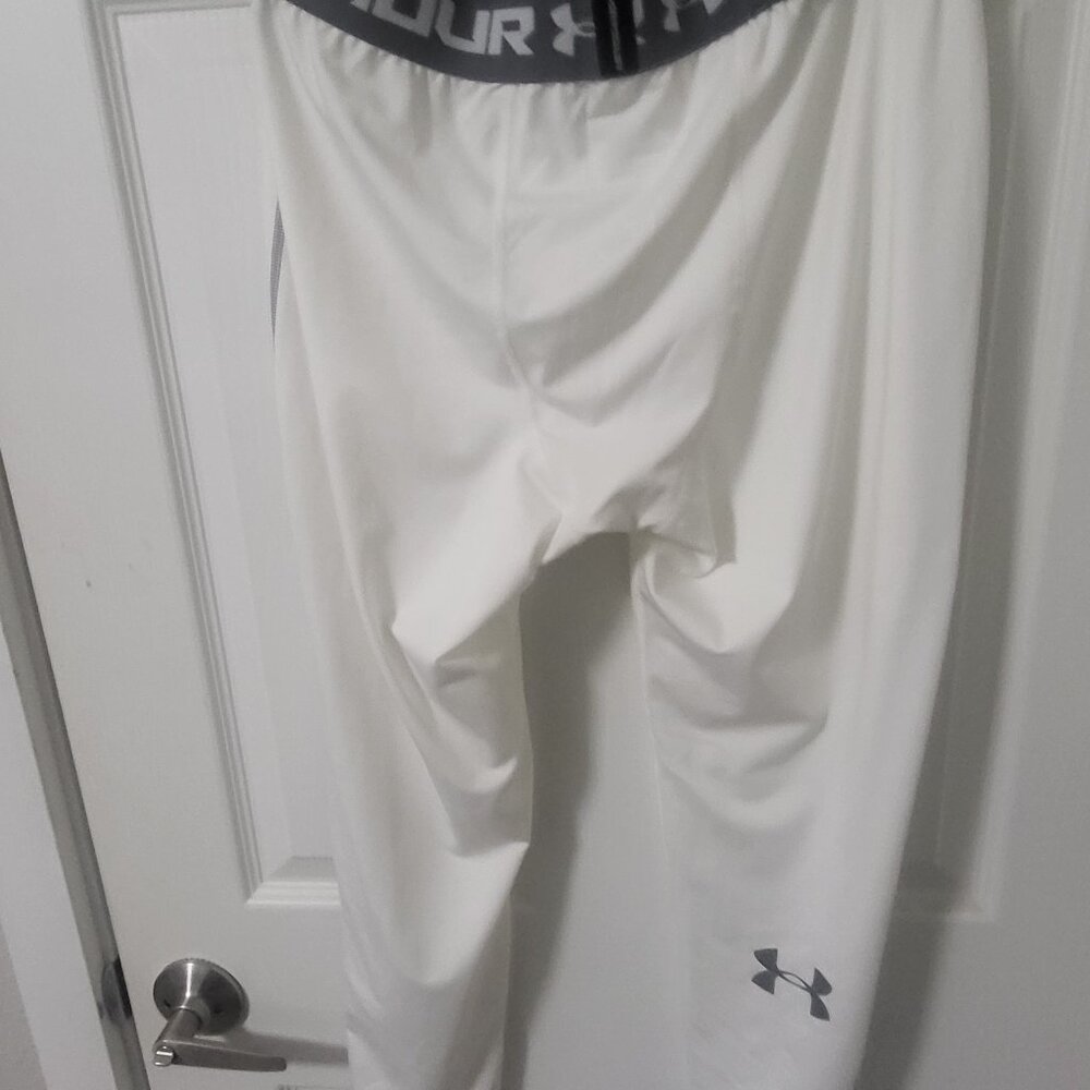 Men's Under Armour work out pants, white and black, size xxl